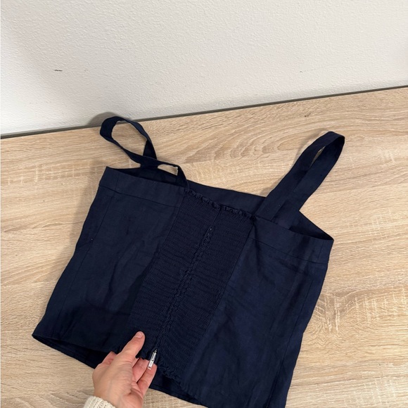 Quince 100% European Linen Fitted Tank deep navy size medium - Picture 6 of 9
